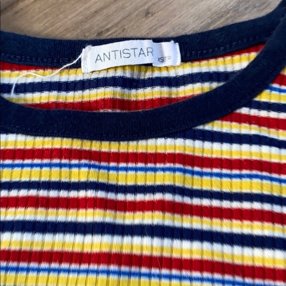 T shirt - Picture 2 of 2